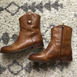 Vince Camuto Leather Boots